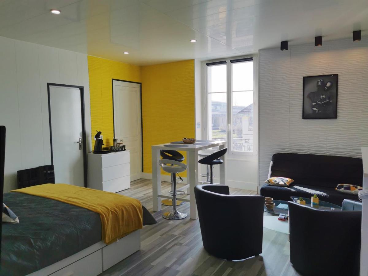Vittel Loc'S - Le 214, Classe 3 Etoiles Osez L'Experience Exterior foto